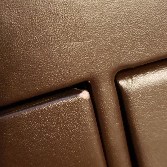 Women's Red Envelope Leather Jewelry Box - Picture 8 of 9